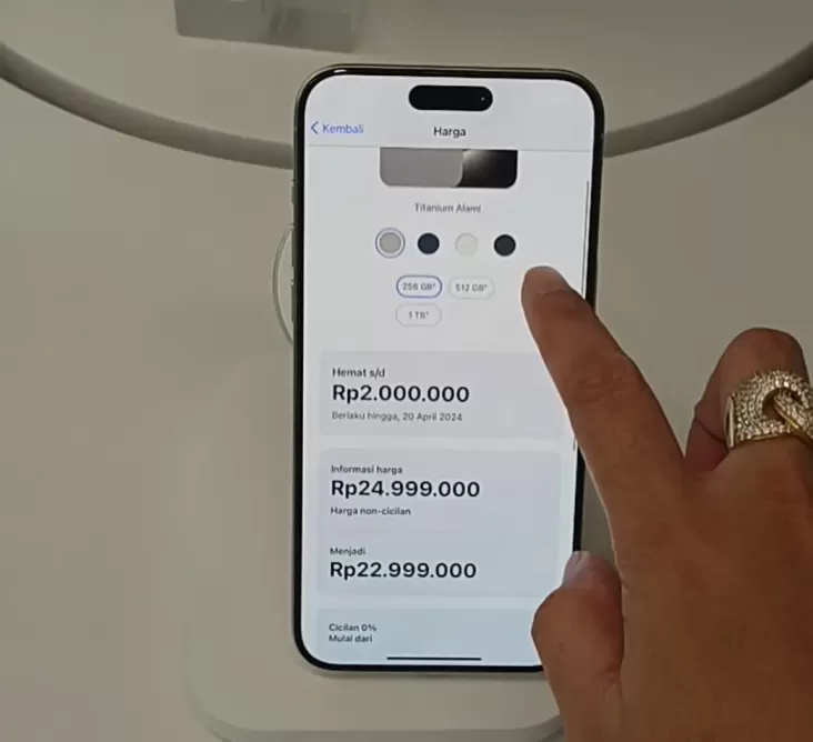eSIM di iPhone Kini Bisa Diaktifkan Tanpa Harus ke Apple Store, Terobosan Terbaru yang Harus Dicoba!