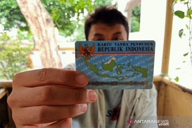 Mengintip Fenomena Selfie KTP yang Diduga Membawa Petaka bagi Keuangan