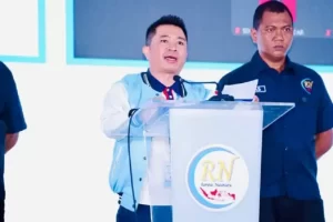 Pengunduran Diri Jokowi, Gibran, dan Bobby dari PDIP Menjadi Sorotan Publik yang Tak Sabar Menanti Keputusan Mereka