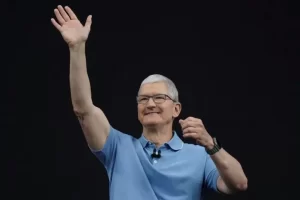 CEO Apple Beri Jawaban Kocak soal Penjualan Vision Pro yang Menurun