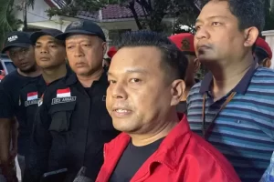 Tim Hukum PDIP Bocorkan Barang Milik Hasto yang digunakan Disita KPK, Ada Buku hingga Flashdisk
