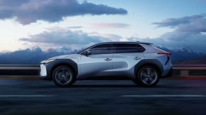 Toyota Siap Ubah Tampilan Mobil Listrik bZ4X kemudian Lexus RZ