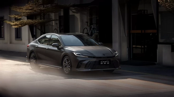 Daftar Biaya Pajak Toyota Camry Berdasarkan Tahun Pembuatan