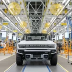 Goldman Sachs Prediksi Tarif Trump Akan Hancurkan Industri Otomotif Negeri Paman Sam