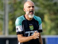 Eduardo Perez Pergi, Persebaya Sudah Ganti Pelatih 11 Kali Sejak Promosi!