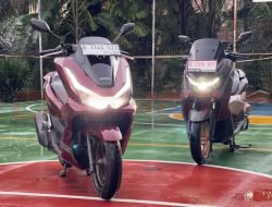 NMAX Panas! Honda PCX 160 2026 vs 2025, Bocoran Spesifikasi dan Harga