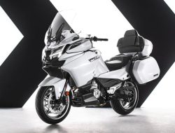 CFMoto meluncurkan 800MT-ES, motor petualangan dengan suspensi elektronik KYB canggih
