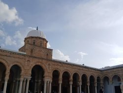 Zaitunah: Jembatan Peradaban Timur dan Barat