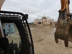 BNPB Laporkan Kerusakan 61.795 Rumah di Aceh ke Prabowo