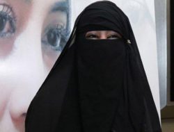 Cara Umi Pipik Kuatkan Mawa di Tengah Persoalan dengan Inara Rusli dan Insanul Fahmi