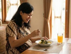 7 Manfaat Daun Singkong untuk Ibu Hamil, Kaya Serat