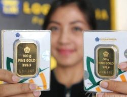 Emas Antam Naik Tajam, Warga Kaltara Cek Harga Emas