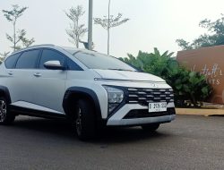 Mengemudi di jalan sempit jadi lebih percaya diri dengan STARGAZER Cartenz X