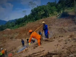 Drone UAV Bantu Cari Korban Longsor Bandung Barat dalam Operasi SAR Berisiko Tinggi