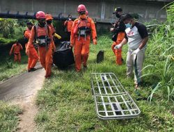 Kondisi gelap hambat evakuasi, tim SAR tinggal di samping jenazah korban ATR 42-500