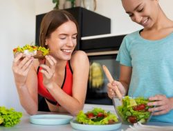 5 Tips Cepat Atasi Sembelit Saat Puasa