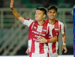 Persis Solo Lepas Dua Bintang, Mesin Gol dan Kapten