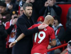 Liga Inggris – Legenda Man United Hadapi Dilema Lawan Crystal Palace