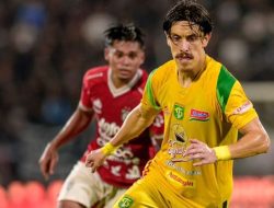 Duo Persebaya Penuhi Starting XI Terbaik Pekan 20 Super League 2025/2026