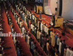 Daftar Penceramah dan Judul Tausiyah Ramadan di Masjid Raya Sumbar