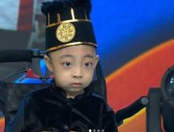 Penampilan Hafiz Indonesia 2026 Kukar dengan Baju Kustin Kutai Mencuri Perhatian