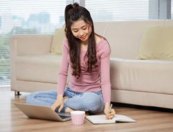 Perempuan Berkembang Terus Menerus Tunjukkan 8 Ciri Ini saat Dewasa, Menurut Psikologi