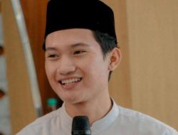 Rocky Gerung Dukung Ketua BEM UGM, Ingatkan Tiyo: Tak Perlu Takut, Presiden Prabowo Tak Mungkin