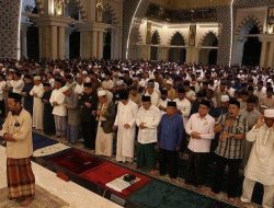 Cara Sholat Tarawih Sendiri di Rumah dengan Bacaan Doa Selama Ramadan