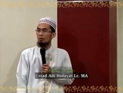 Ustadz Adi Hidayat Jelaskan Manfaat Salat Tahajud di Bulan Ramadhan dan Cara Nabi Melakukannya