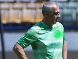 Sergio Castel Bicara soal Debut di Kandang Persib, Ngeri Lihat Atmosfer Bobotoh