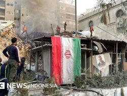 Iran Serang Pangkalan Militer AS di Teluk Arab