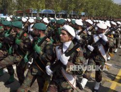 Iran Lakukan Pertahanan Gerilya ‘Mosaic Terdesentralisasi’, Apa Itu?