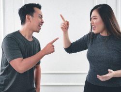 5 Alasan Penting Memisahkan Uang Pribadi dan Keluarga