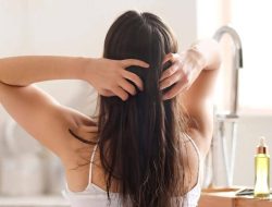 Manfaat minyak rosemary untuk rambut: rahasia rambut sehat alami