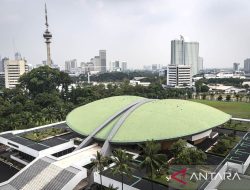 Mahkamah Konstitusi Putuskan, Pensiun Seumur Hidup Anggota DPR Tidak Sesuai Aturan