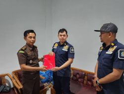 Turis Tiongkok Dianiaya Setelah Negosiasi, Korban Bawa ke Semak, iPhone Dirampas