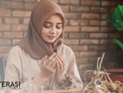 Mutia Ramadhan – Menjadi Pribadi Qana’ah