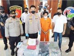 Ibu Bali Selamatkan Anak di Tengah Hujan Rudal Qatar, Berlindung di Kamar Mandi