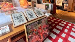 Kamar Hotel Jadi Galeri Seni