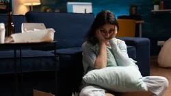 Cara membantu pasangan depresi: 10 langkah bijak menjaga hubungan sehat