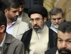 Sindiran Pedas Khamenei: AS Lemah dan Terhina, Ancam Kekalahan Baru